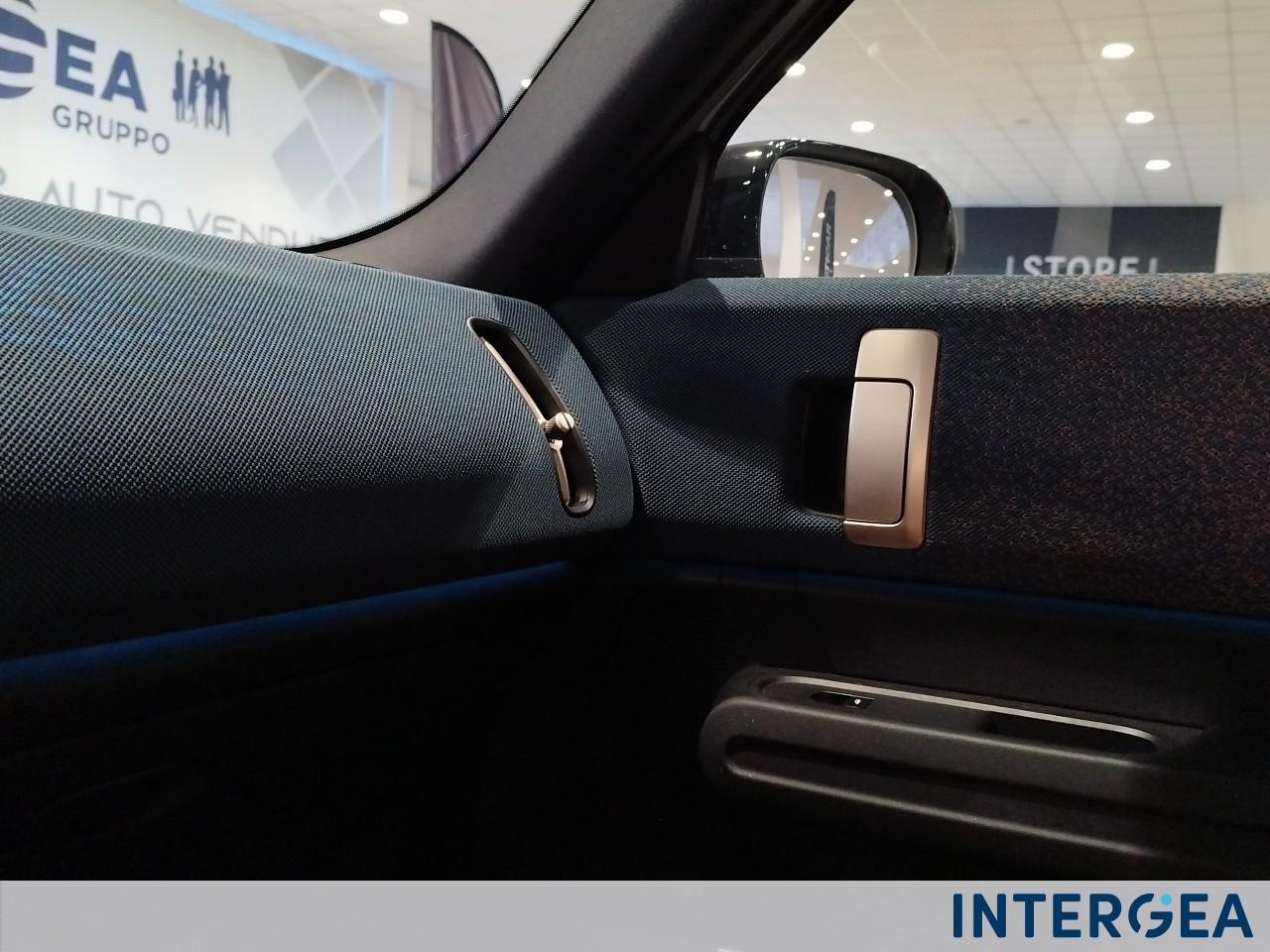 MINI Mini Countryman 2.0 48V D Favoured auto