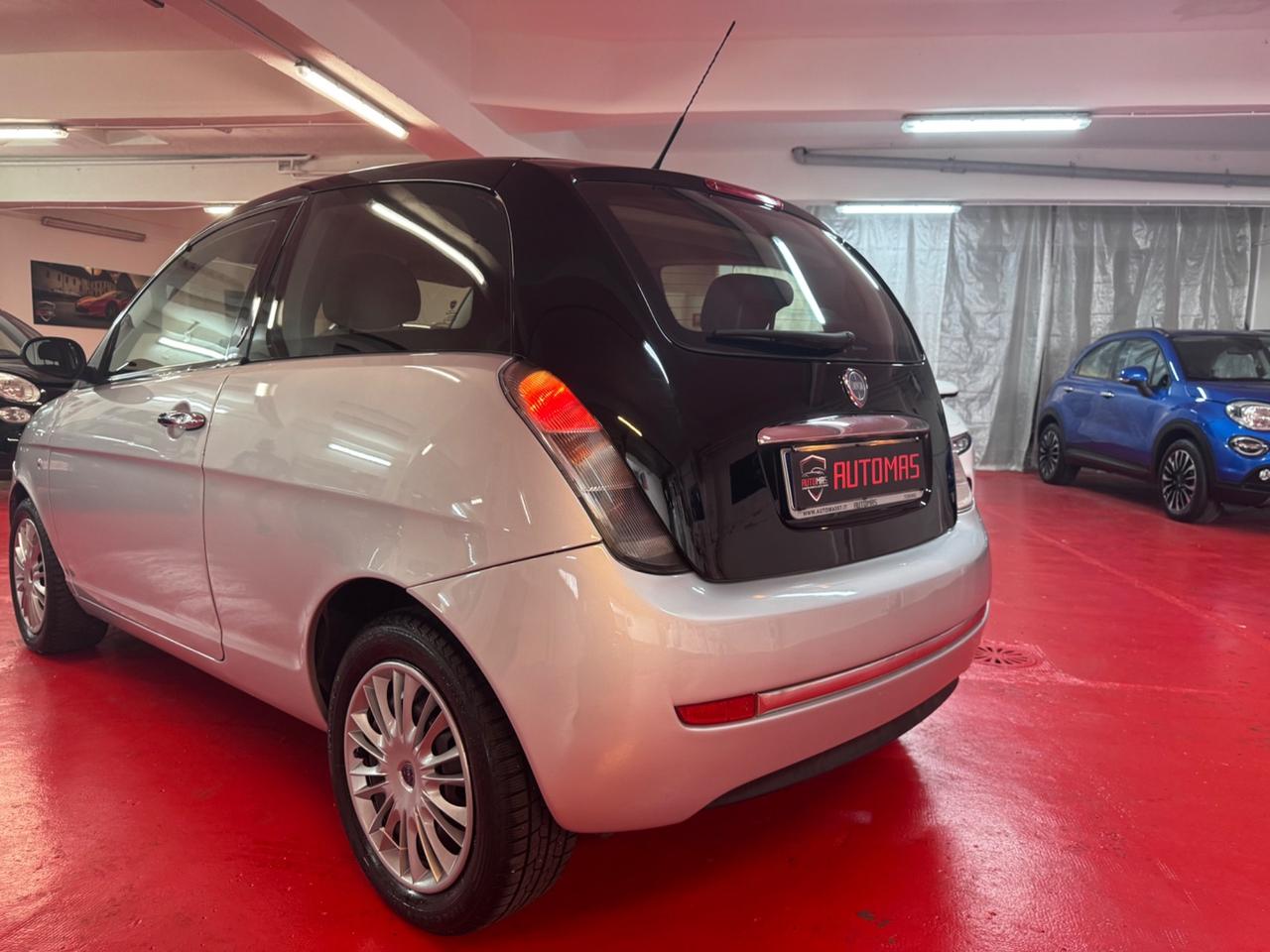 Lancia Ypsilon 1.2 Modamilano