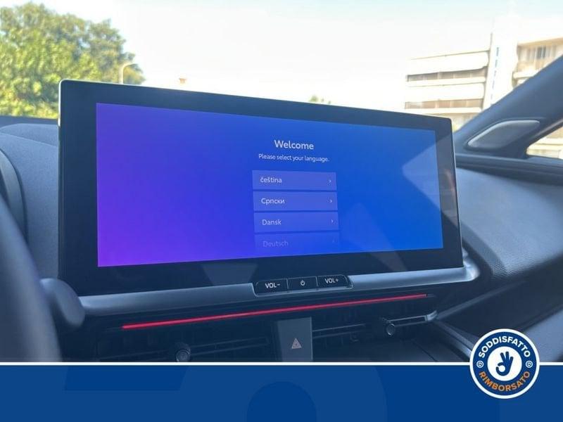 Toyota C-HR Plug-in 2.0 PHEV Lounge Hero