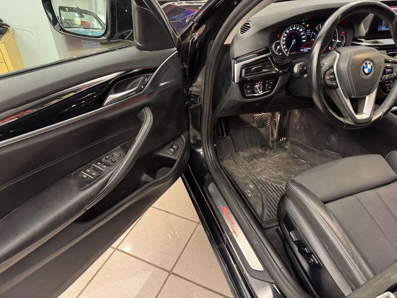Bmw 520 520d aut. Touring Sport Line