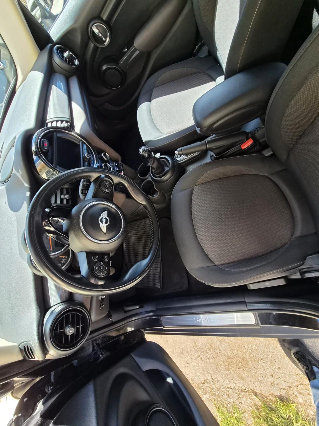 Mini Cooper Clubman 1.5