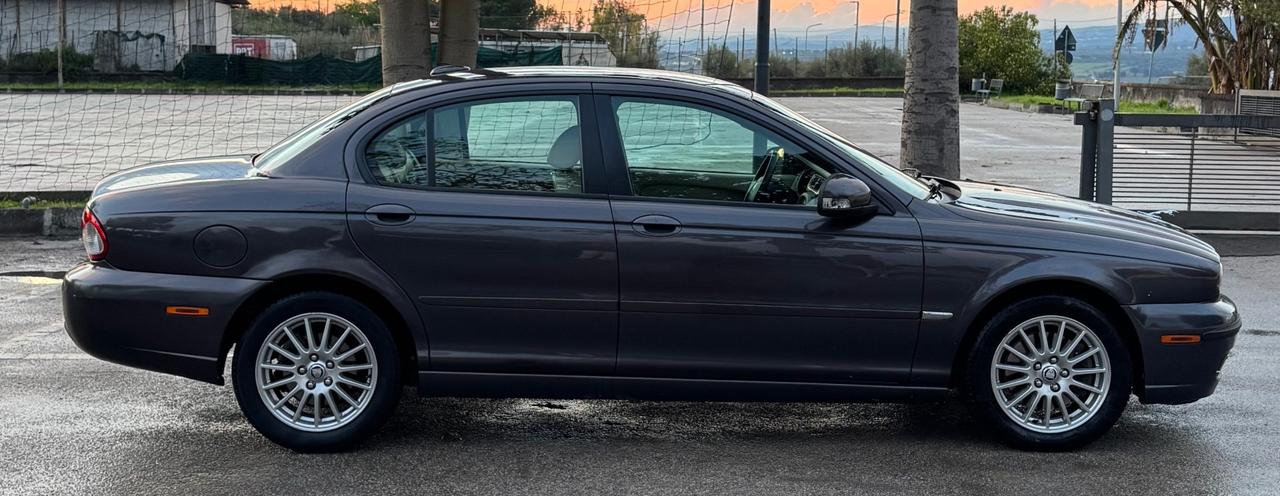 Jaguar X-Type 2.0D POCHI CHILOMETRI