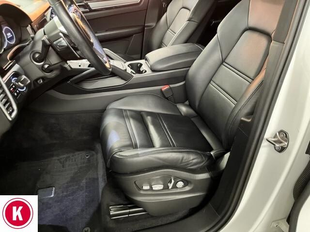 Porsche Cayenne 3.0 V6