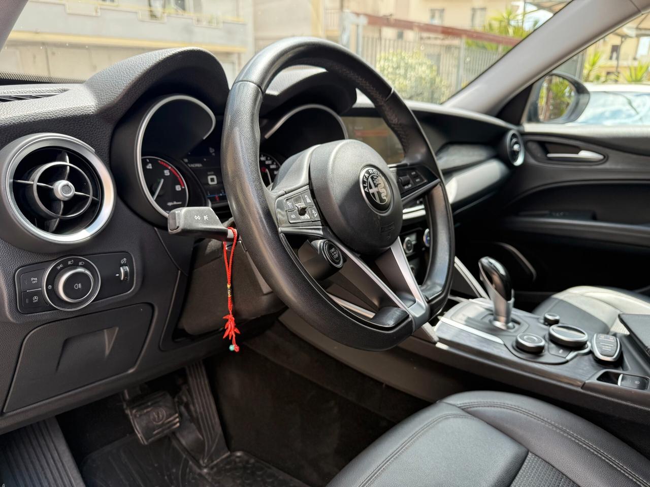 Alfa Romeo Stelvio 2.2 Turbodiesel 160 CV AT8 RWD sport