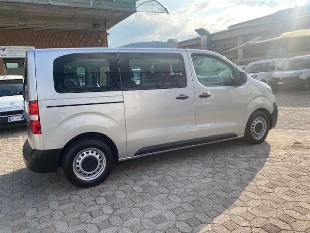 Peugeot Expert 1.5 blue hdi 120 cv Combi 9 posti