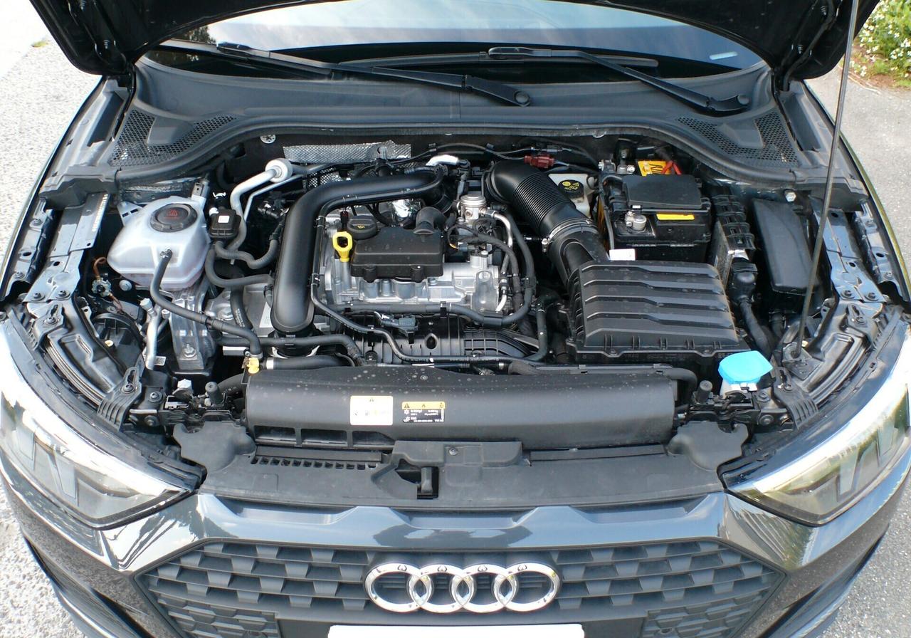 Audi A1 S tronic Admired (M1304)