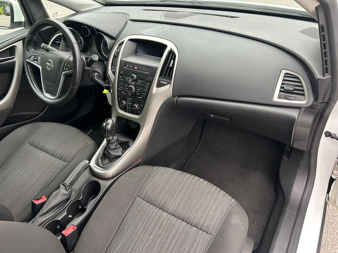 Opel Astra 1.4 100CV 5 porte Cosmo*Neo patentati *