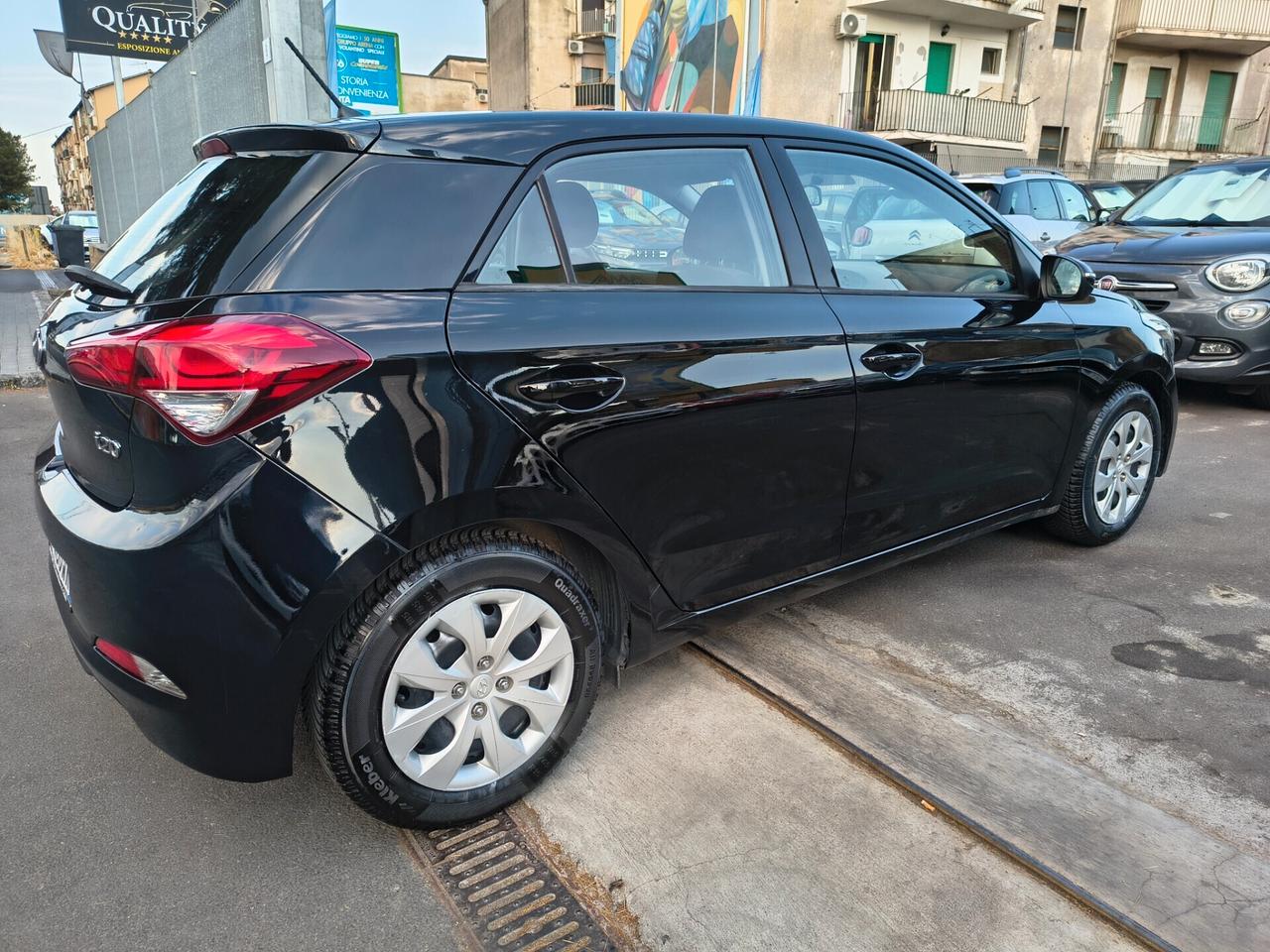 HYUNDAI I20 1.2 GPL UNICOPROPRIETARIO ANNO 2017