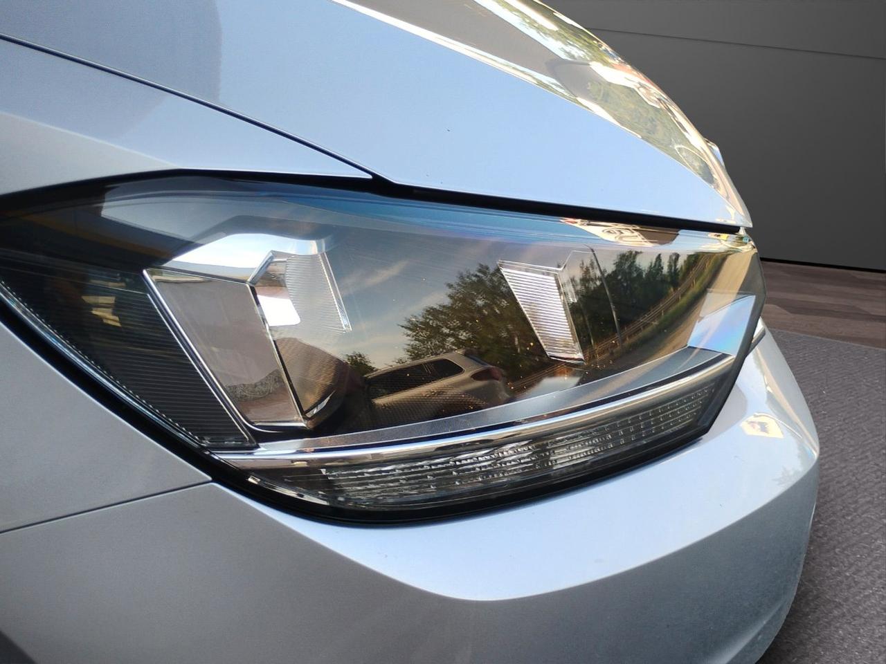 Volkswagen Touran 1.6 tdi Highline 115cv.NAVI.UNICO PROPRIETARIO