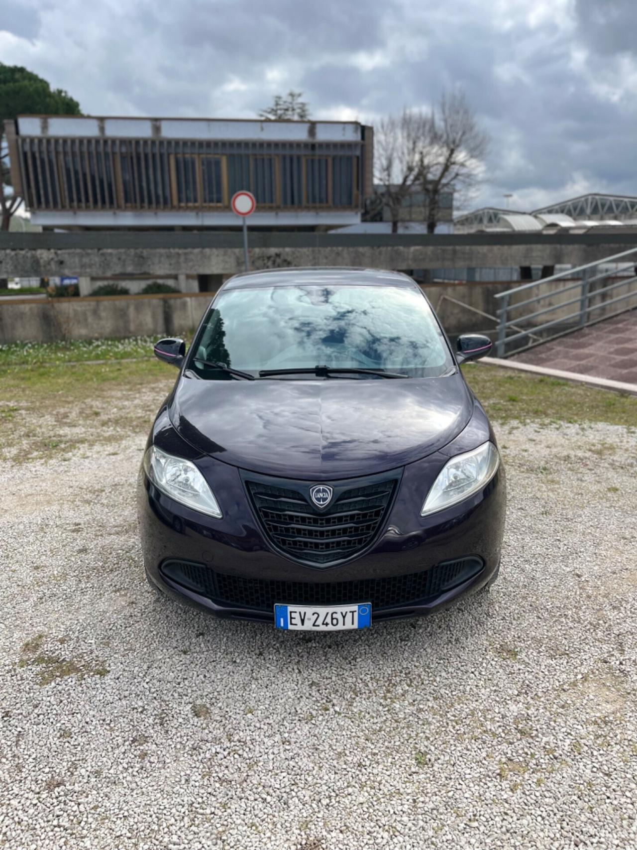 Lancia Ypsilon 1.3 Multijet 110000 km PARI AL NUOVO