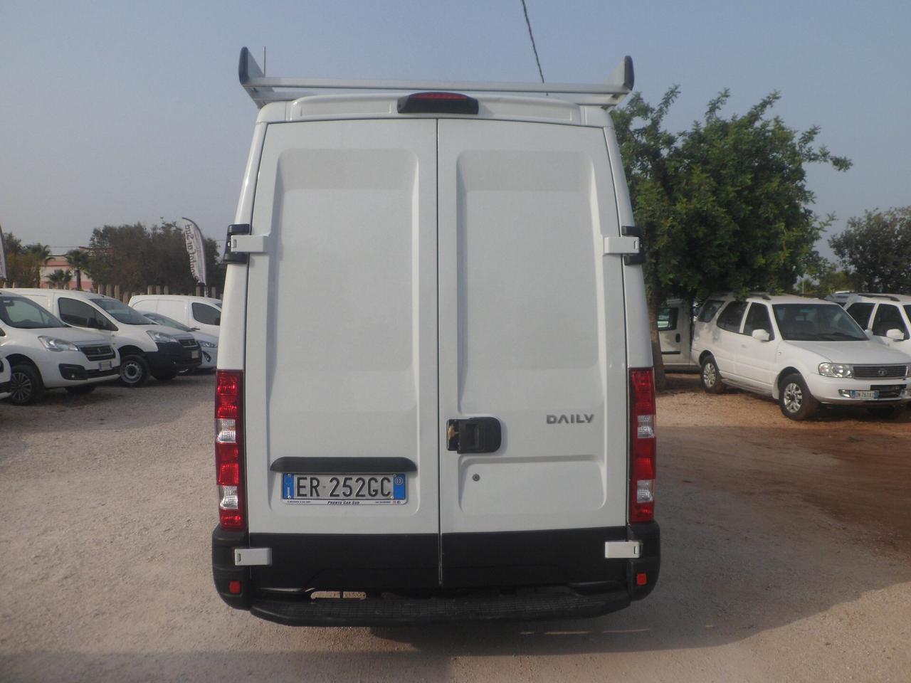 Iveco Daily 35s15 furgone medio alto