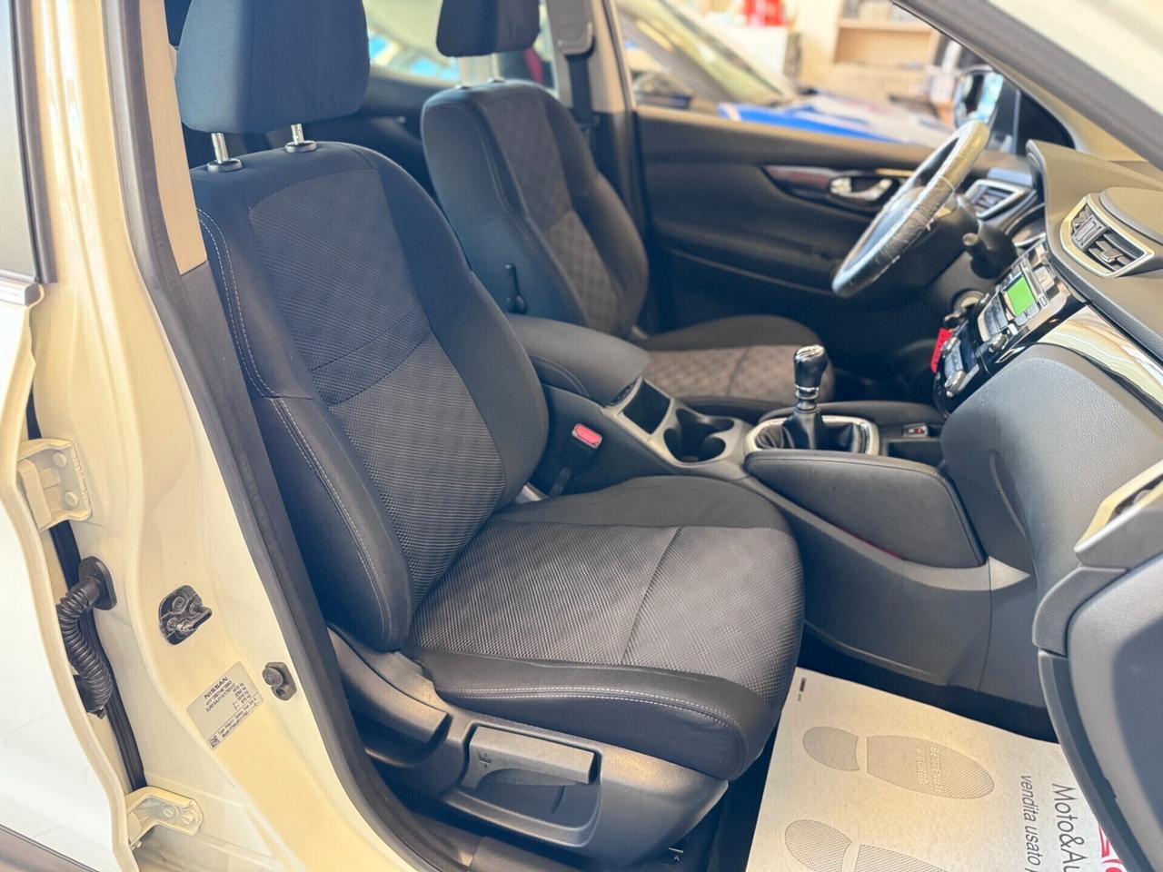 Nissan Qashqai 1.5 dCi Visia