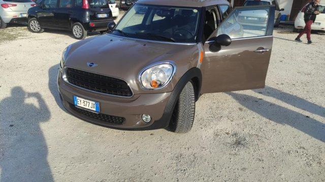 MINI Countryman Mini One D Countryman CON SENSORI DI PARCHEGGIO