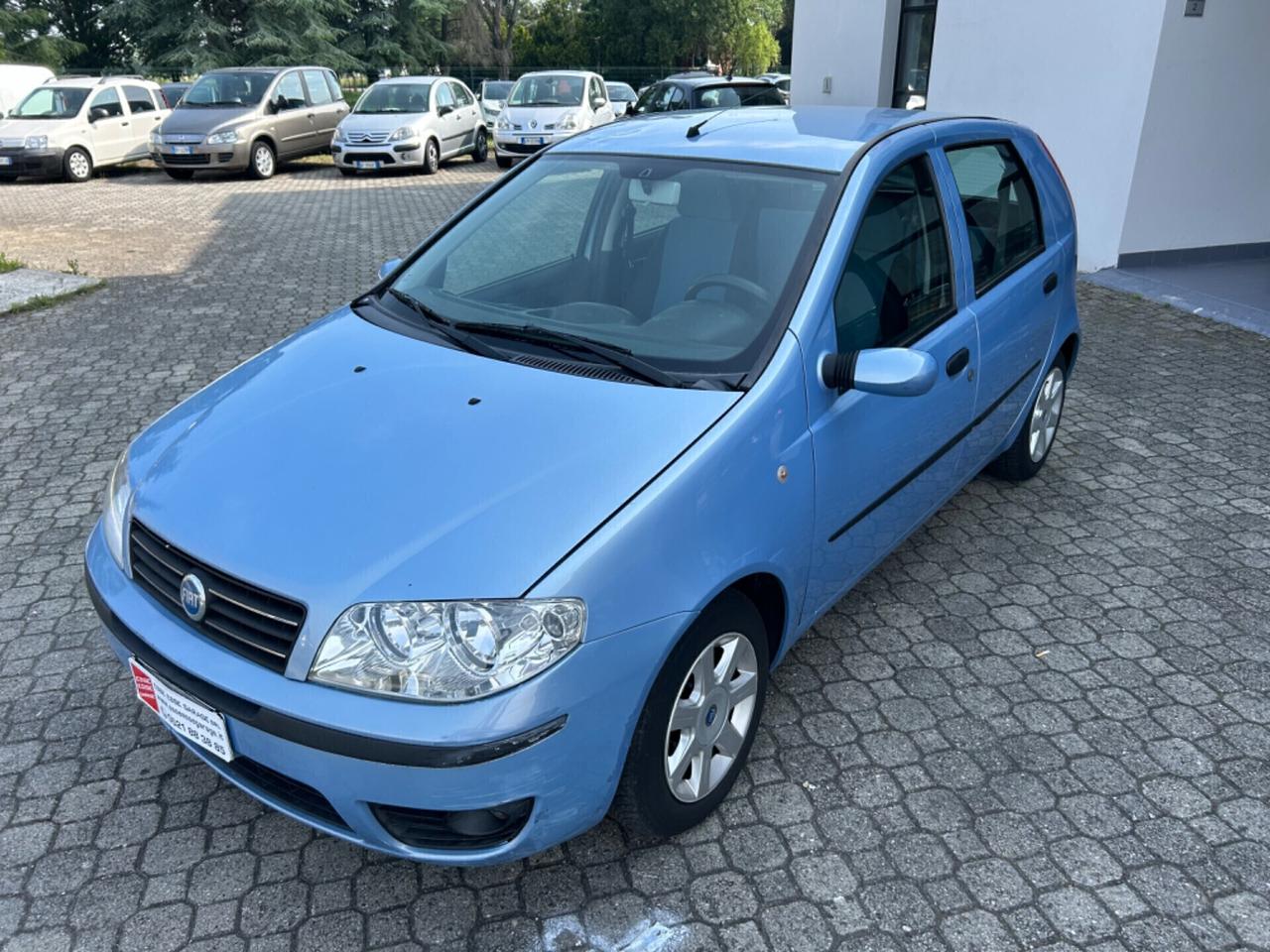 Fiat Punto 1.3 Mjt|CLIMATIZ.| 5 porte.| NEOPATENTATI