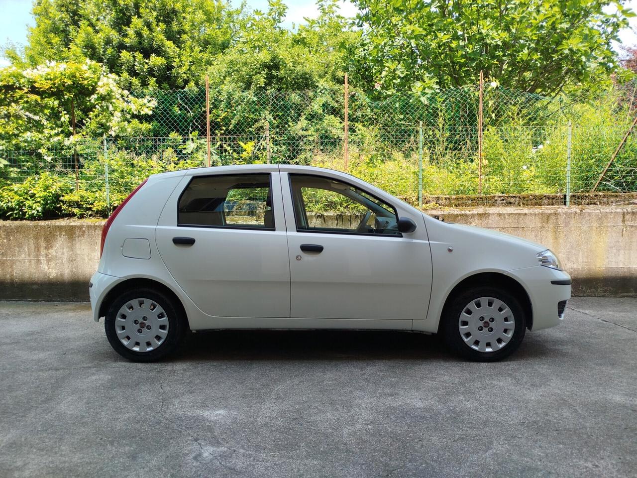 Fiat Punto 1.2 BENZINA 60cv / 34.000km / Unipro