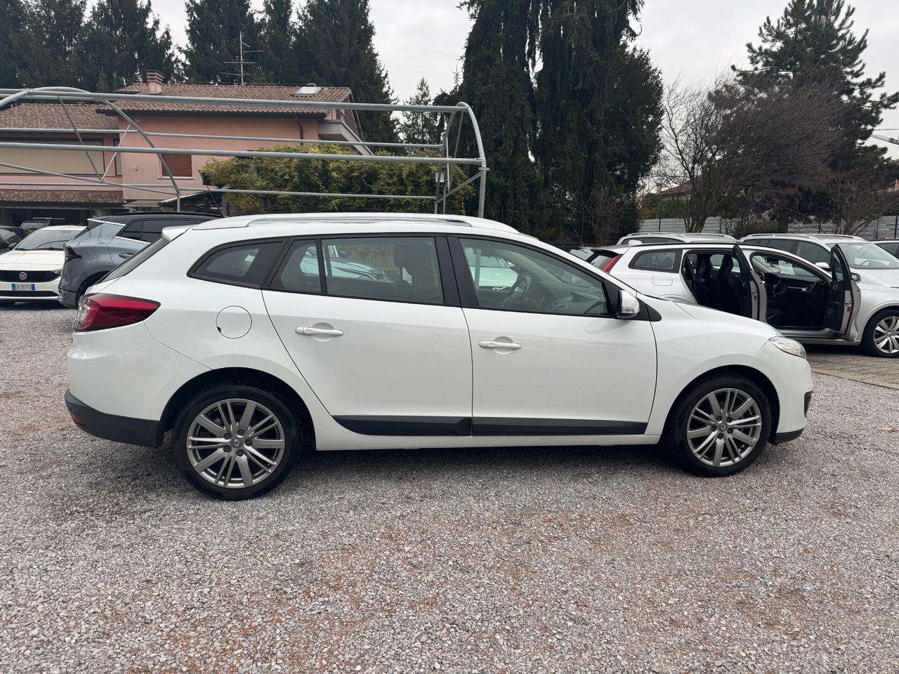 Renault Megane Mégane 1.5 dCi 110CV Wave Autocarro