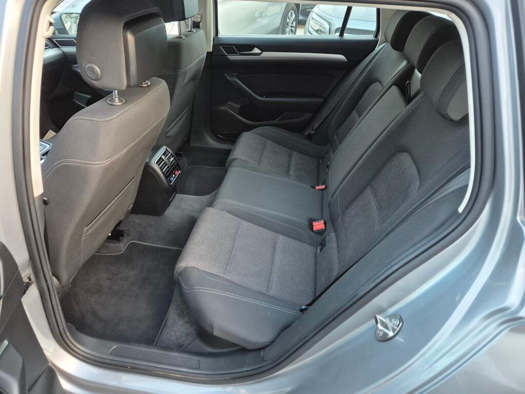 Volkswagen Passat Variant 2.0 TDI DSG 150cv BlueMotion