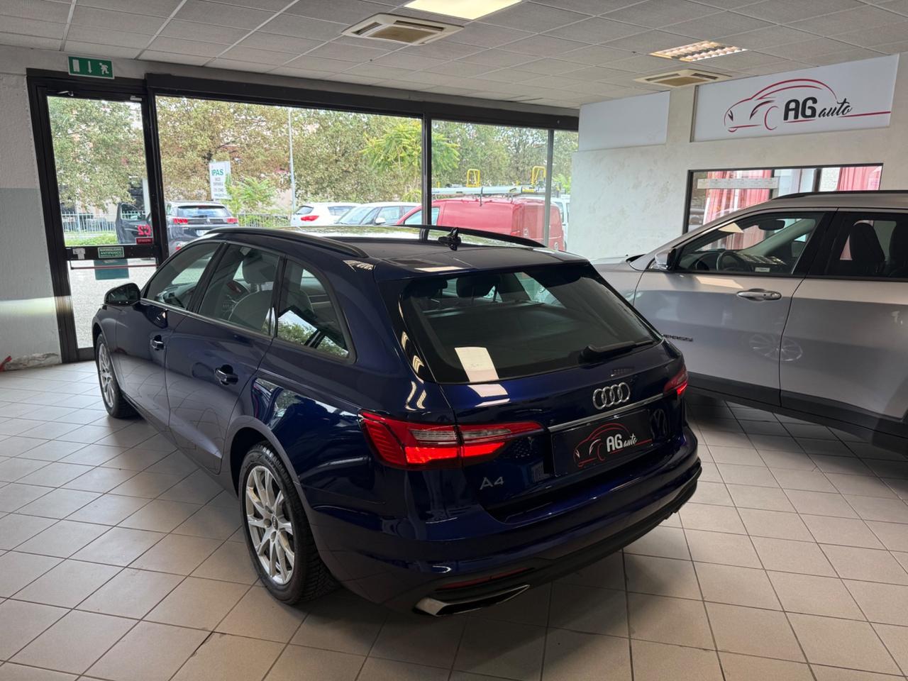 Audi A4 Avant 35 TDI/163 CV S tronic Business Advanced