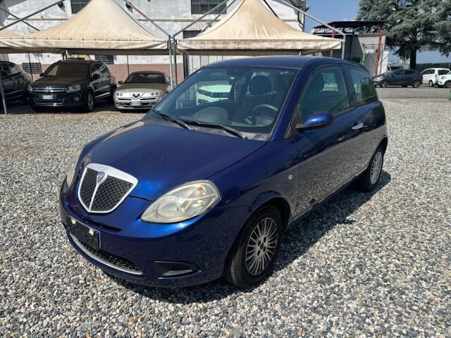 Lancia Ypsilon 1.2 Argento