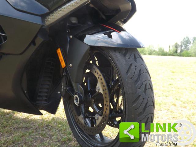 BMW K 1600 B Gran America bugger di lusso per lunghi viaggi