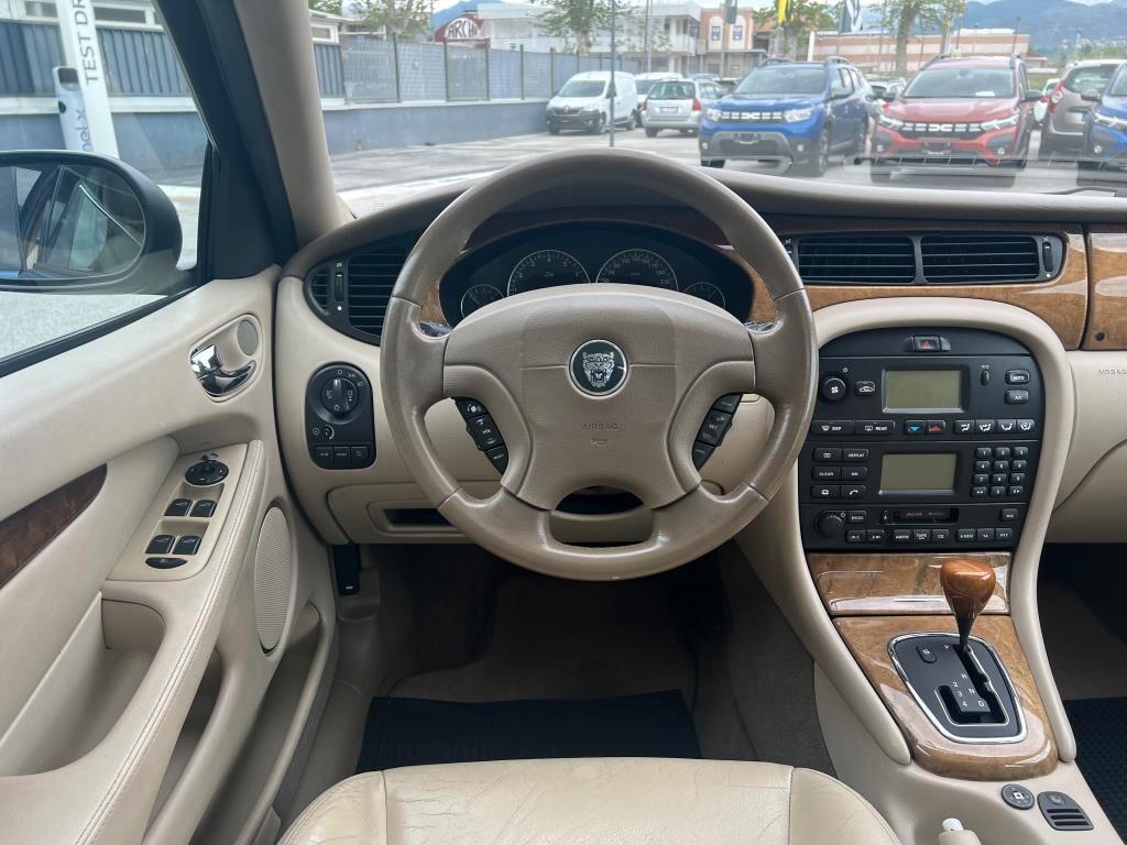 Jaguar X-Type 3.0 V6 24V cat Executive