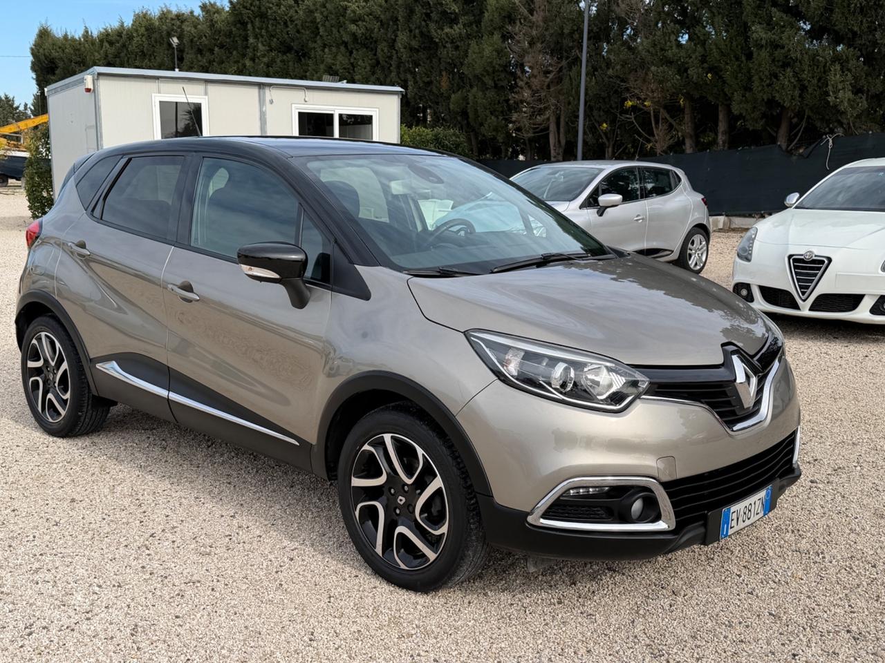 Renault Captur 1.5 dCi 8V 90 CV EDC Energy R-Link