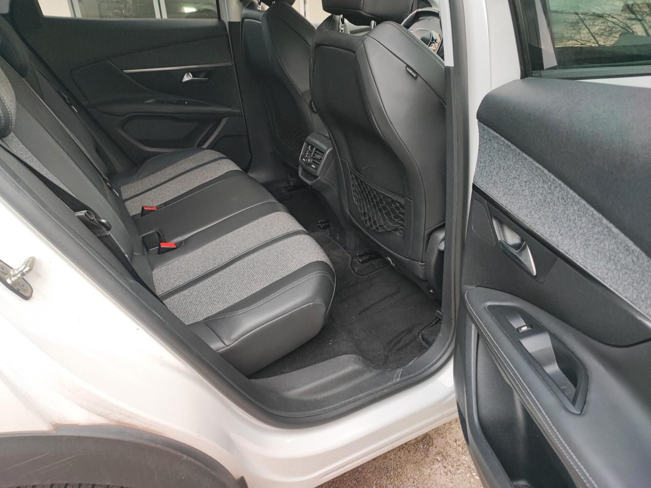 Peugeot 3008 Hdi Euro 6B COME NUOVA