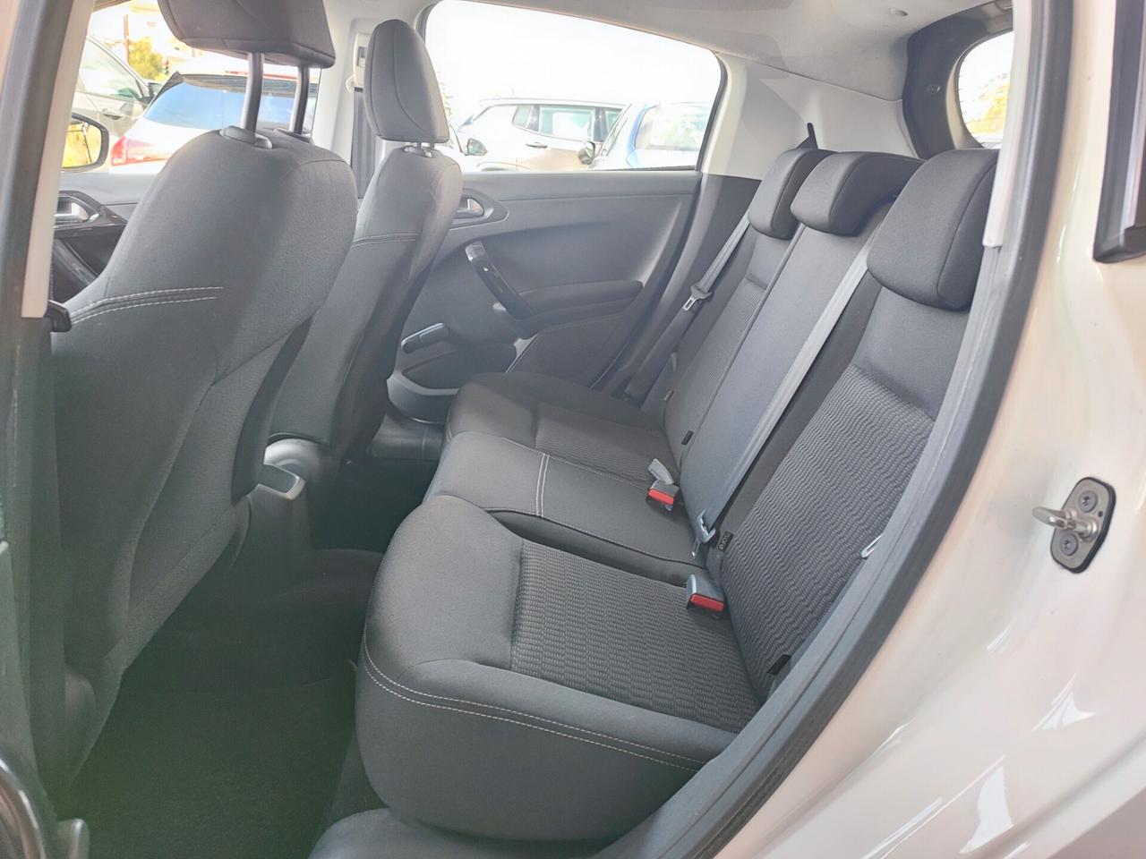 Peugeot 208 82 5 porte Allure