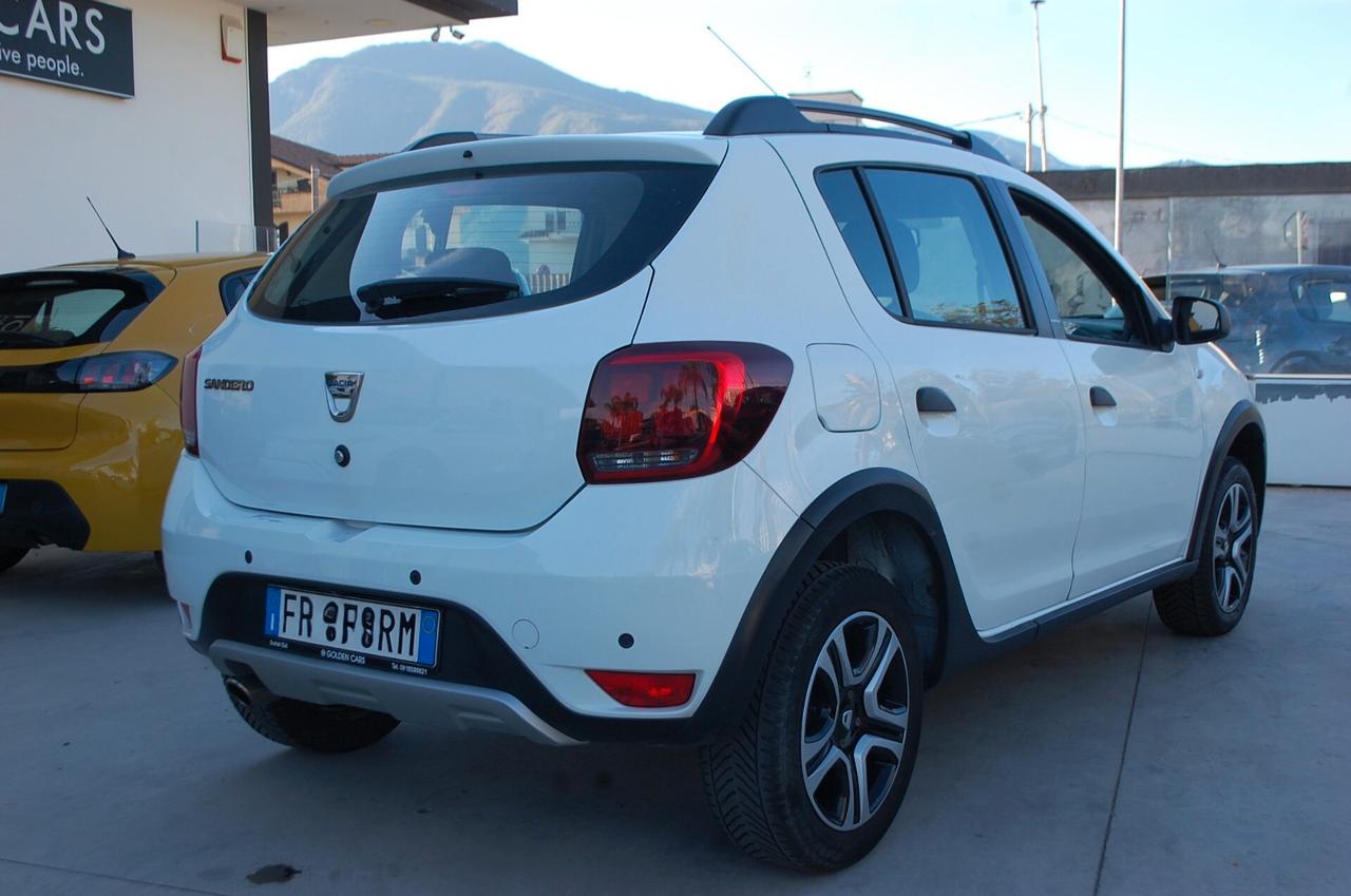 Dacia Sandero Stepway 0.9 tce 90CV turbo Gpl Navi Uff Italy USB