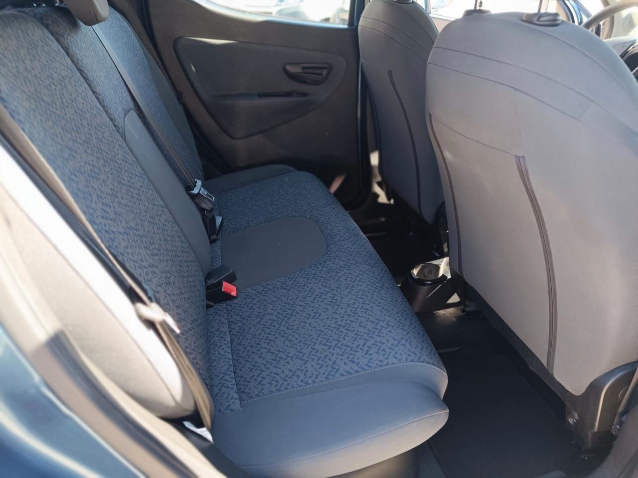 Lancia Ypsilon 1.0 FireFly 5 porte S&S Hybrid Gold