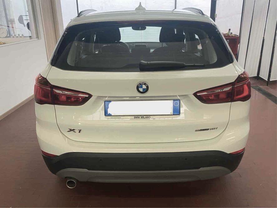 Bmw X1 sDrive18i Advantage