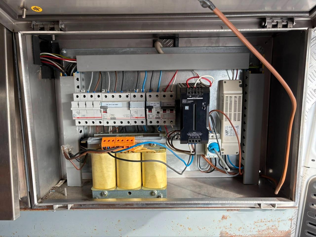 Fiat Ducato maxi 180cv officina mobile inverter 1200w