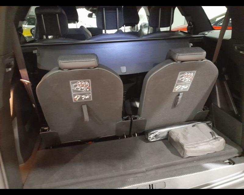 Peugeot 5008 II 2021 1.5 bluehdi Allure Pack s&s 130cv eat8