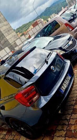 Bmw 118 118d 5p. Unique