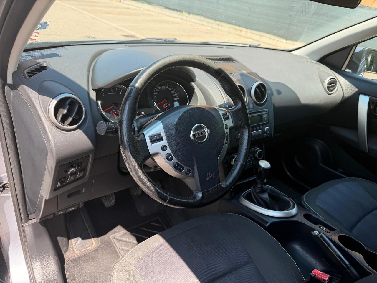 Nissan Qashqai 1.6 dci - NEOPATENTATI - 12 MESI DI GARANZIA -