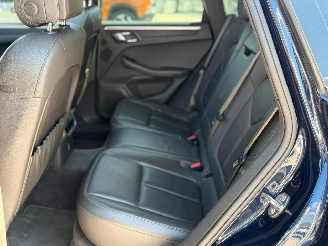 Porsche Macan 2.0 Benzina 2019