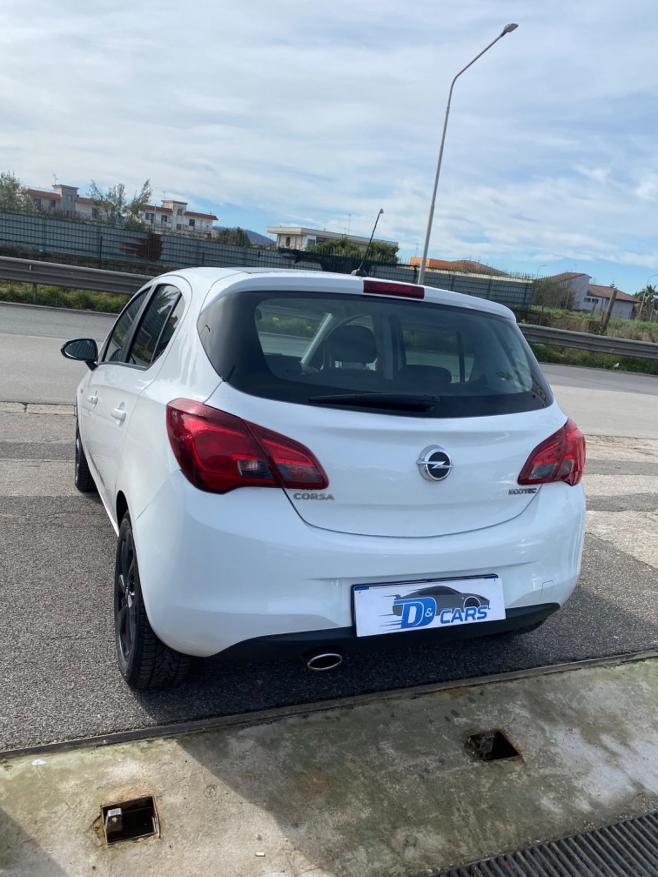 Opel Corsa 1.4 90CV GPL Tech Coupé b-Color