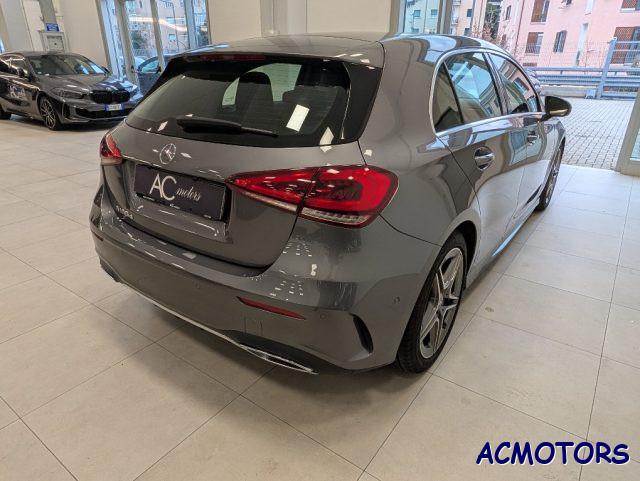 MERCEDES-BENZ A 180 d Automatic Premium