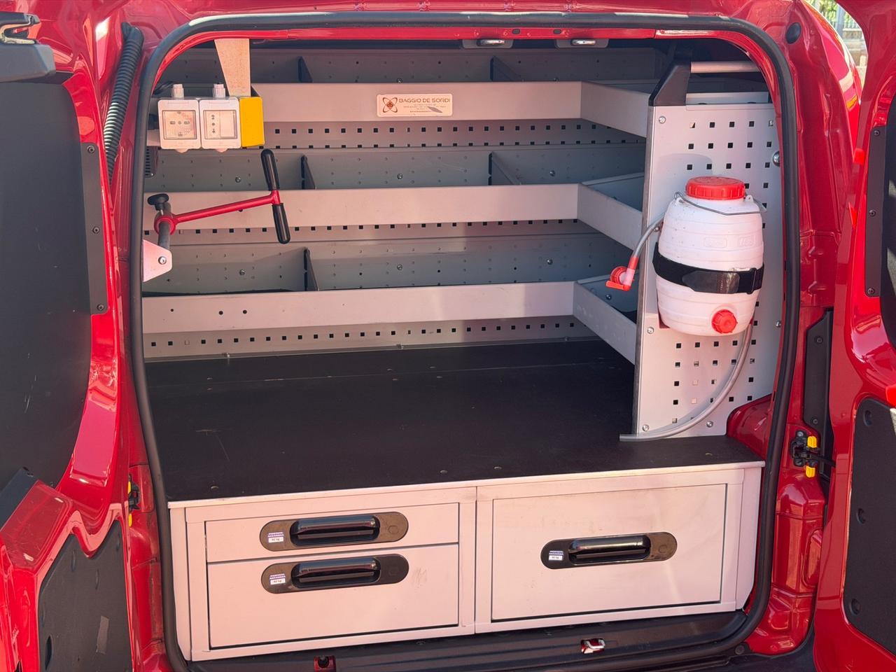 Fiat Fiorino 1.3 MJT 95CV Cargo Adventure