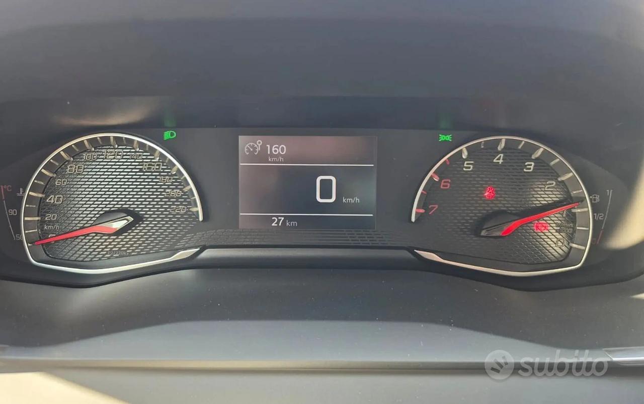 Peugeot 208 1.2 100CV Business Km0