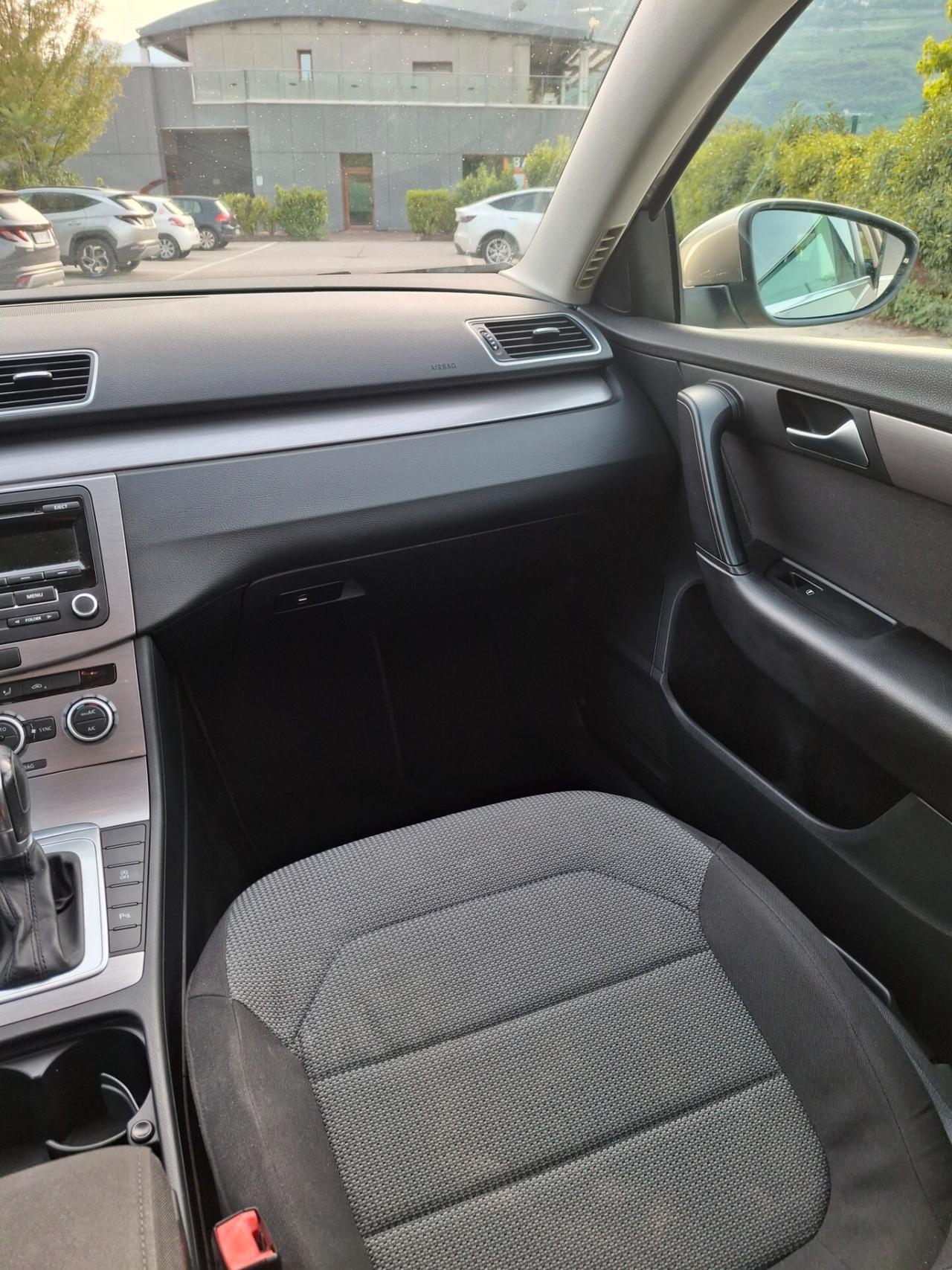 Volkswagen Passat 2.0 TDI DSG Comfortline BM.Tech.
