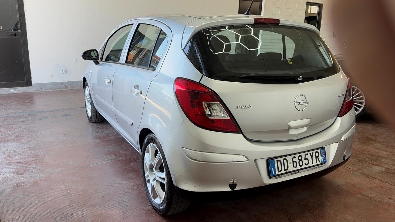 Opel Corsa 1.3 CDTI 90CV 5 porte Cosmo