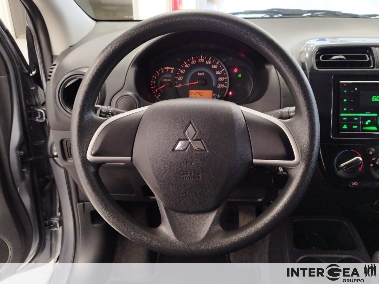 MITSUBISHI Space Star 1.2 Invite radio