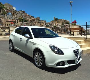 Alfa Romeo Giulietta 1.6 JTDm-2 105 CV Distinctive