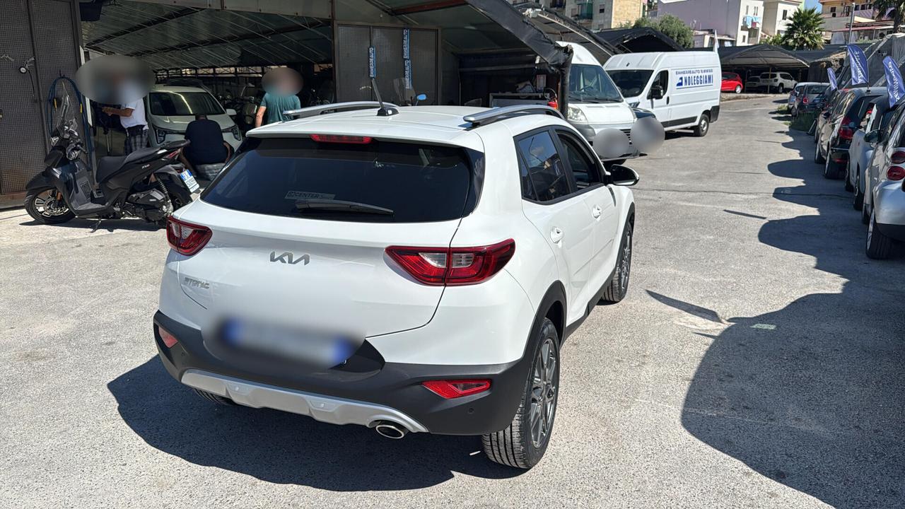 Kia Stonic 1.0 T-GDi 100 CV MHEV Black Edition KM0