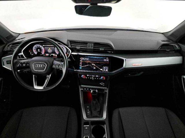 AUDI Q3 35 TFSI S tronic Business Advanced