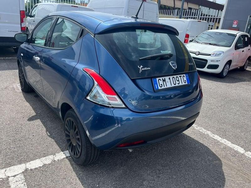 Lancia Ypsilon Ypsilon 1.0 FireFly 5 porte S&S Hybrid Silver