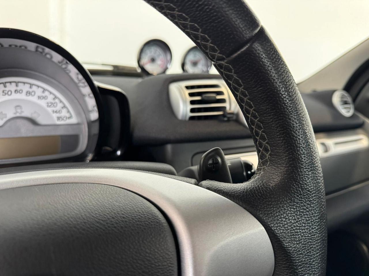 Smart ForTwo 1000 52 kW MHD coupé passion