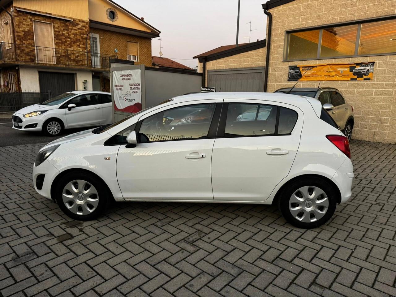 Opel Corsa 1.2 85CV 5 porte GPL-TECH Edition