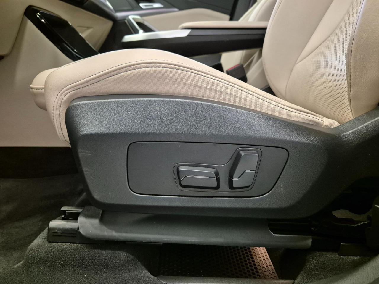 BMW X1 sdrive18d MSport Pro - Cam - Carplay - Tetto